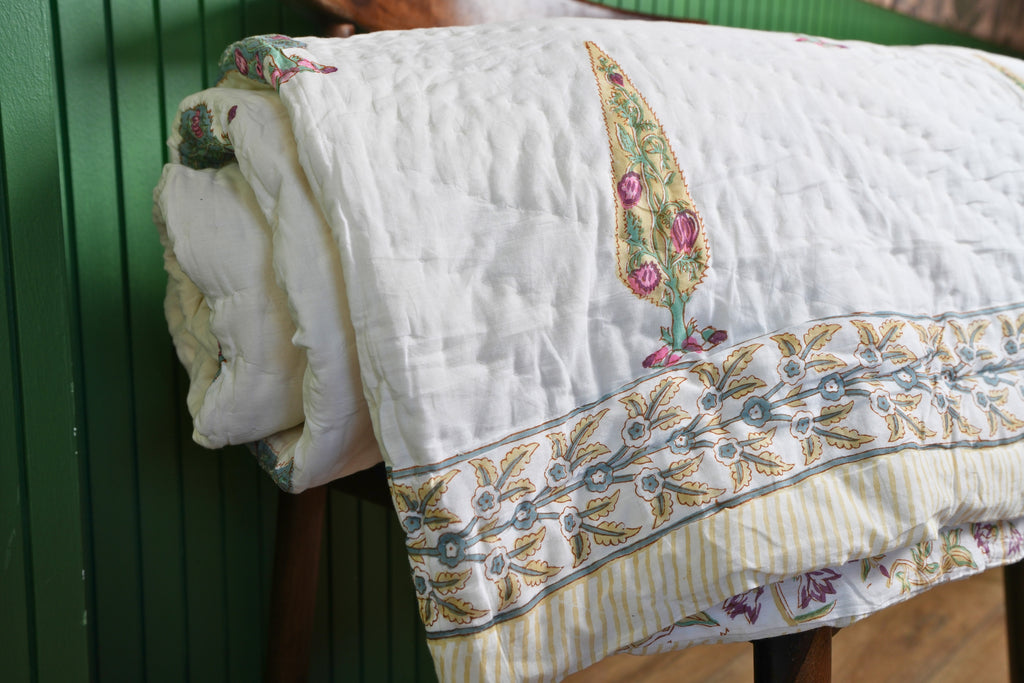 Petals Court- Quilt
